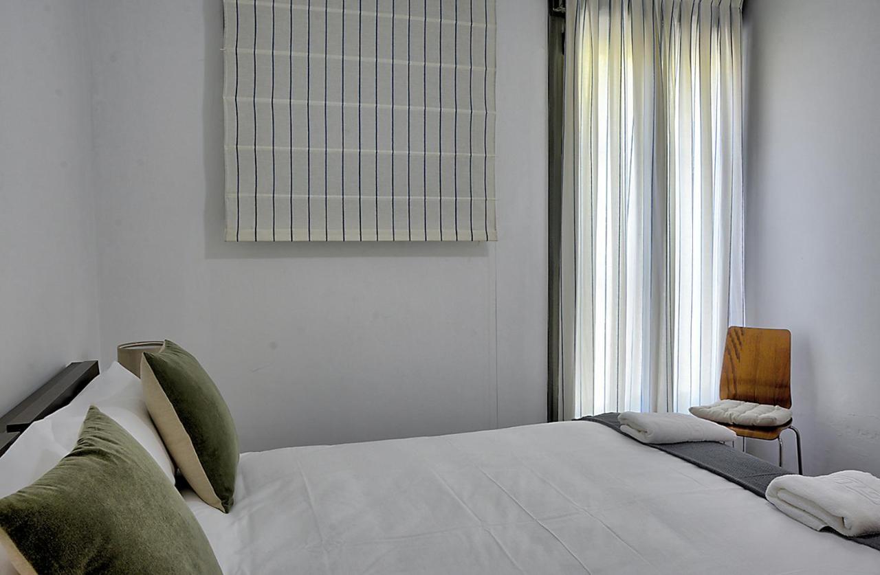 San Bernardo Family Apartment Sevilha Exterior foto